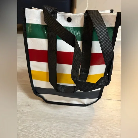 BRAND NEW HBC Stripes Hudson’s Bay Company Lunch Bag Cooler - Picture 4 of 6